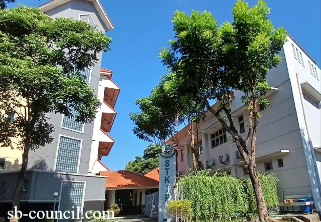 STKIP Al Hikmah Surabaya: Kampus Unggul Pendidikan Guru